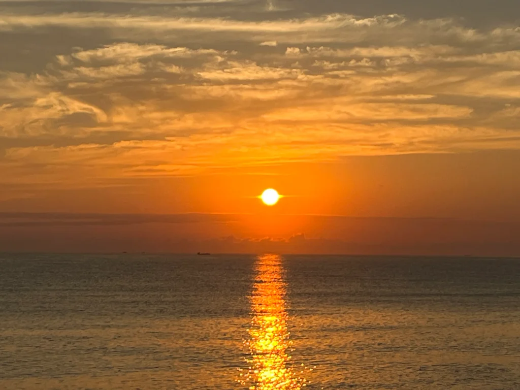 연곡해변 일출 감상하기_2023 4